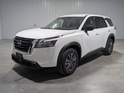 New 2025 Nissan Pathfinder S