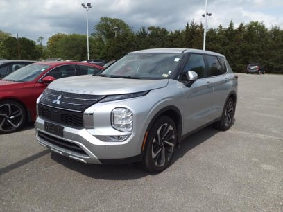 Used 2023 Mitsubishi Outlander SE