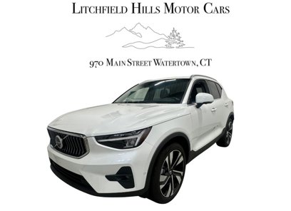 Used 2025 Volvo XC40 B5 Plus