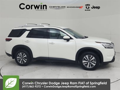 Used 2023 Nissan Pathfinder SL