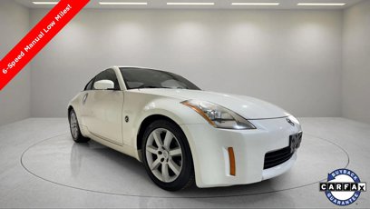 Used 2005 Nissan 350Z Coupe w/ (N93) Cargo Convenience Pkg