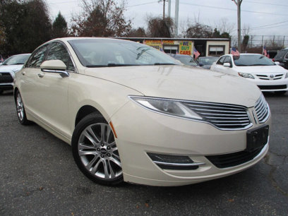 Used 2015 Lincoln MKZ AWD w/ Equipment Group 101A Select