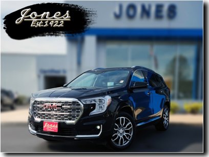 Used 2023 GMC Terrain Denali