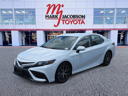 Used 2022 Toyota Camry SE