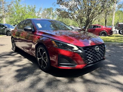 Used 2023 Nissan Altima 2.5 SR w/ SR Premium Package