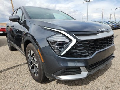 New 2024 Kia Sportage EX