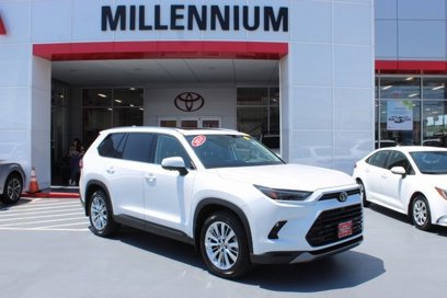 Used 2024 Toyota Grand Highlander Platinum
