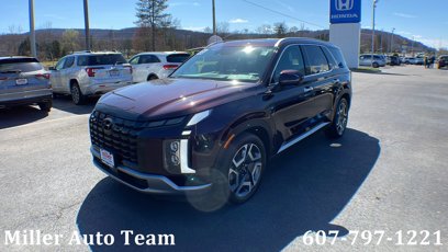 Used 2023 Hyundai Palisade Limited w/ Cargo Package