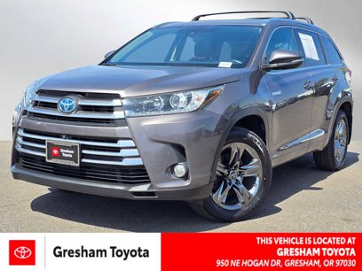 Used 2017 Toyota Highlander Limited Platinum