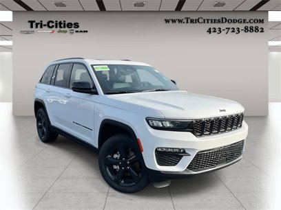 New 2025 Jeep Grand Cherokee Limited w/ Black Appearance Package