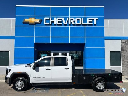 Used 2024 GMC Sierra 3500 Pro w/ Convenience Package
