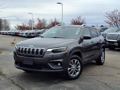 Used 2019 Jeep Cherokee Latitude Plus w/ Comfort/Convenience Group