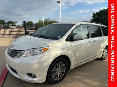 Used 2017 Toyota Sienna XLE