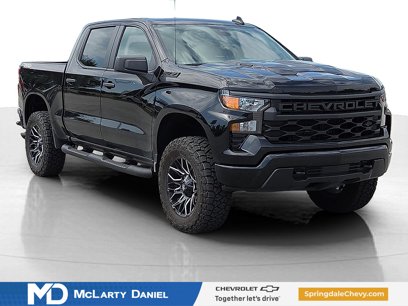 New 2025 Chevrolet Silverado 1500 Custom Trail Boss w/ Turbomax Blackout Package