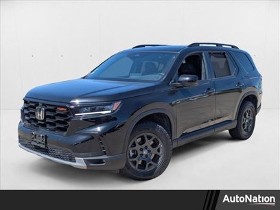 Used 2025 Honda Pilot TrailSport