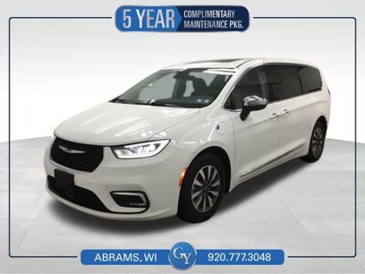 Used 2023 Chrysler Pacifica Limited