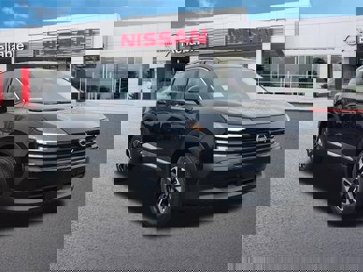New 2025 Nissan Kicks SV w/ Charging Package
