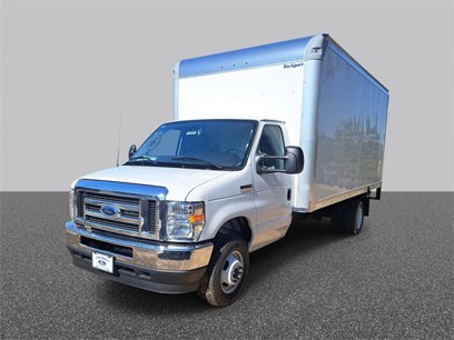 New 2025 Ford E-450 and Econoline 450 Super Duty w/ Power Equipment Group