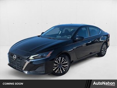 Used 2023 Nissan Altima 2.5 SV