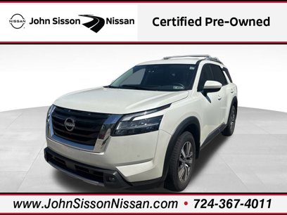 Certified 2023 Nissan Pathfinder SL w/ Lighting Package (N92)