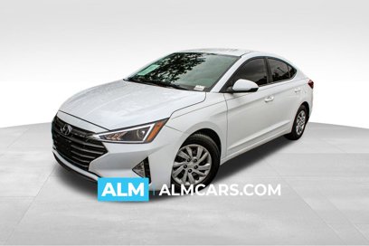 Used 2019 Hyundai Elantra SE w/ Cargo Package
