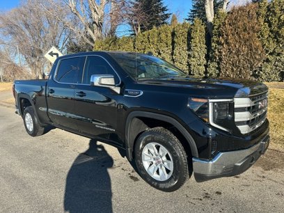 New 2025 GMC Sierra 1500 SLE