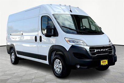 New 2025 RAM ProMaster 2500 w/ Quick Order Package 22G SLT
