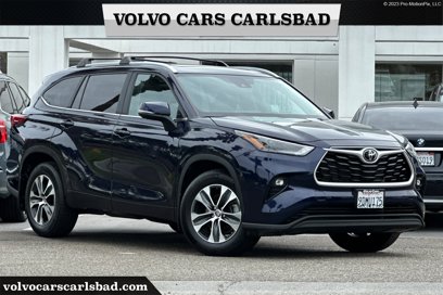 Used 2023 Toyota Highlander FWD