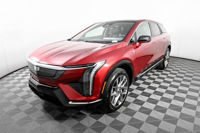 New 2025 Cadillac Optiq Luxury 1