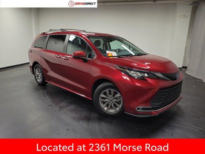 Used 2022 Toyota Sienna XLE