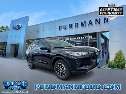 New 2025 Ford Escape SE w/ Class II Trailer Tow Package