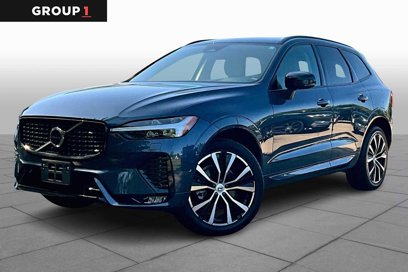 Used 2023 Volvo XC60 B5 Plus w/ Climate Package