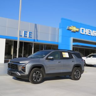 Used 2025 Chevrolet Equinox ACTIV w/ Safety and Technology Package