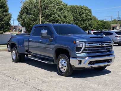Used 2025 Chevrolet Silverado 3500 LTZ w/ LTZ Plus Package