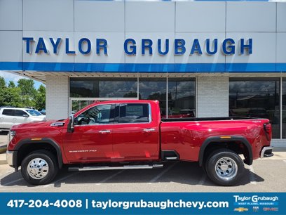 New 2025 GMC Sierra 3500 SLT w/ SLT Premium Package