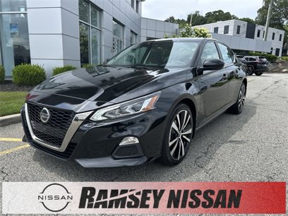 Certified 2022 Nissan Altima 2.5 SR