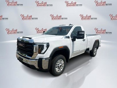 New 2025 GMC Sierra 2500 Pro w/ Convenience Package