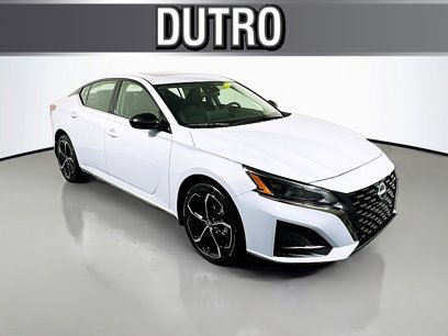 New 2025 Nissan Altima 2.5 SR w/ SR Premium Package