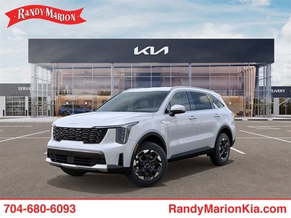 New 2025 Kia Sorento S