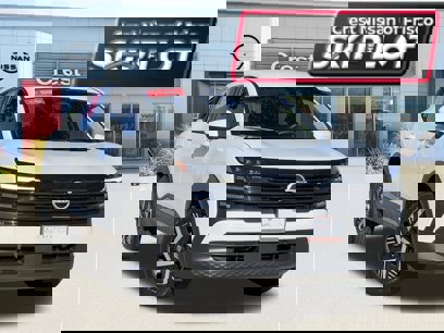 Certified 2025 Nissan Kicks SV