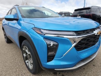 New 2025 Chevrolet Trax LT w/ LT Convenience Package