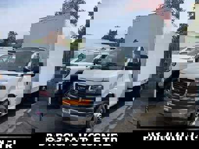 New 2024 GMC Savana 3500 Extended w/ Power Convenience Package