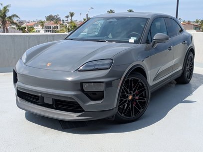 New 2025 Porsche Macan 4S Electric
