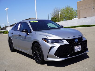Used 2022 Toyota Avalon XSE
