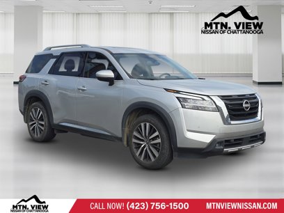 Used 2022 Nissan Pathfinder Platinum w/ Cargo Package