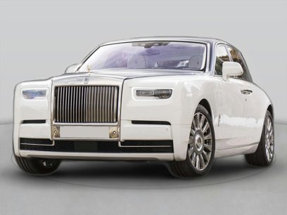 New 2025 Rolls-Royce Phantom Sedan