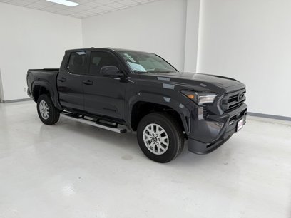 New 2025 Toyota Tacoma SR5