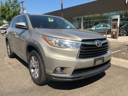Used 2015 Toyota Highlander XLE