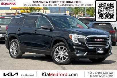 Used 2023 GMC Terrain SLT