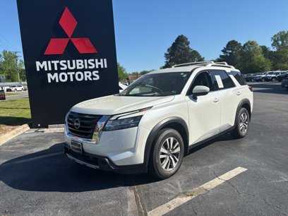 Used 2023 Nissan Pathfinder SL